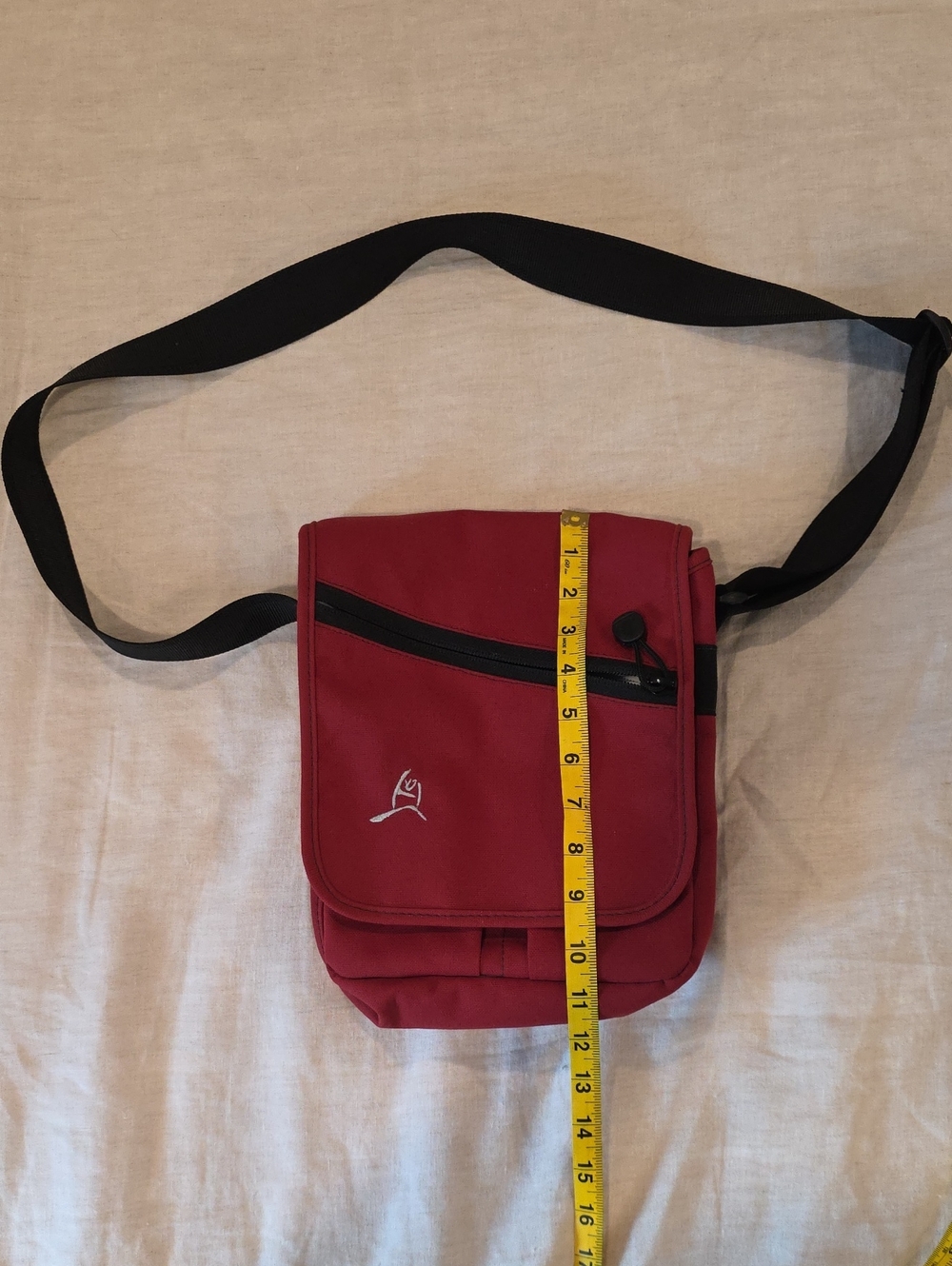 Overland Equipment Red Floral Lined Messenger Crossbody Travel Bag